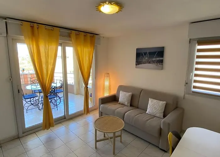 Appartement Port Frejus Plage A Pied