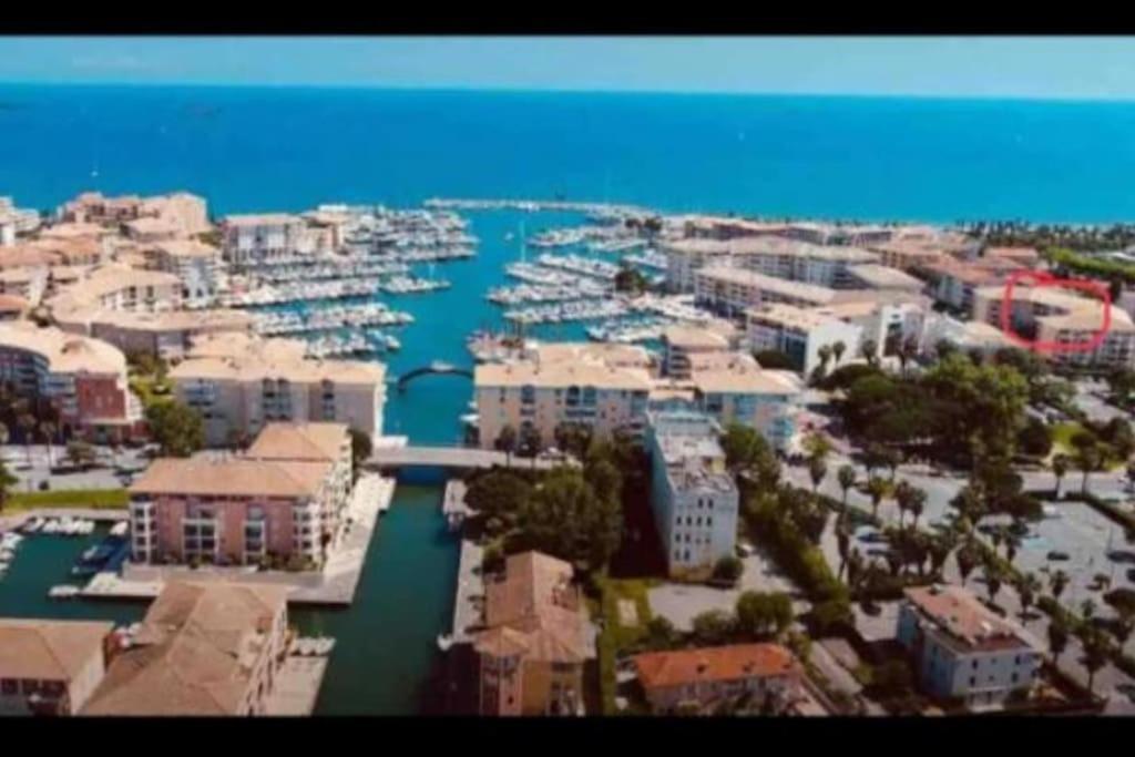 Appartement Port A Pied Fréjus